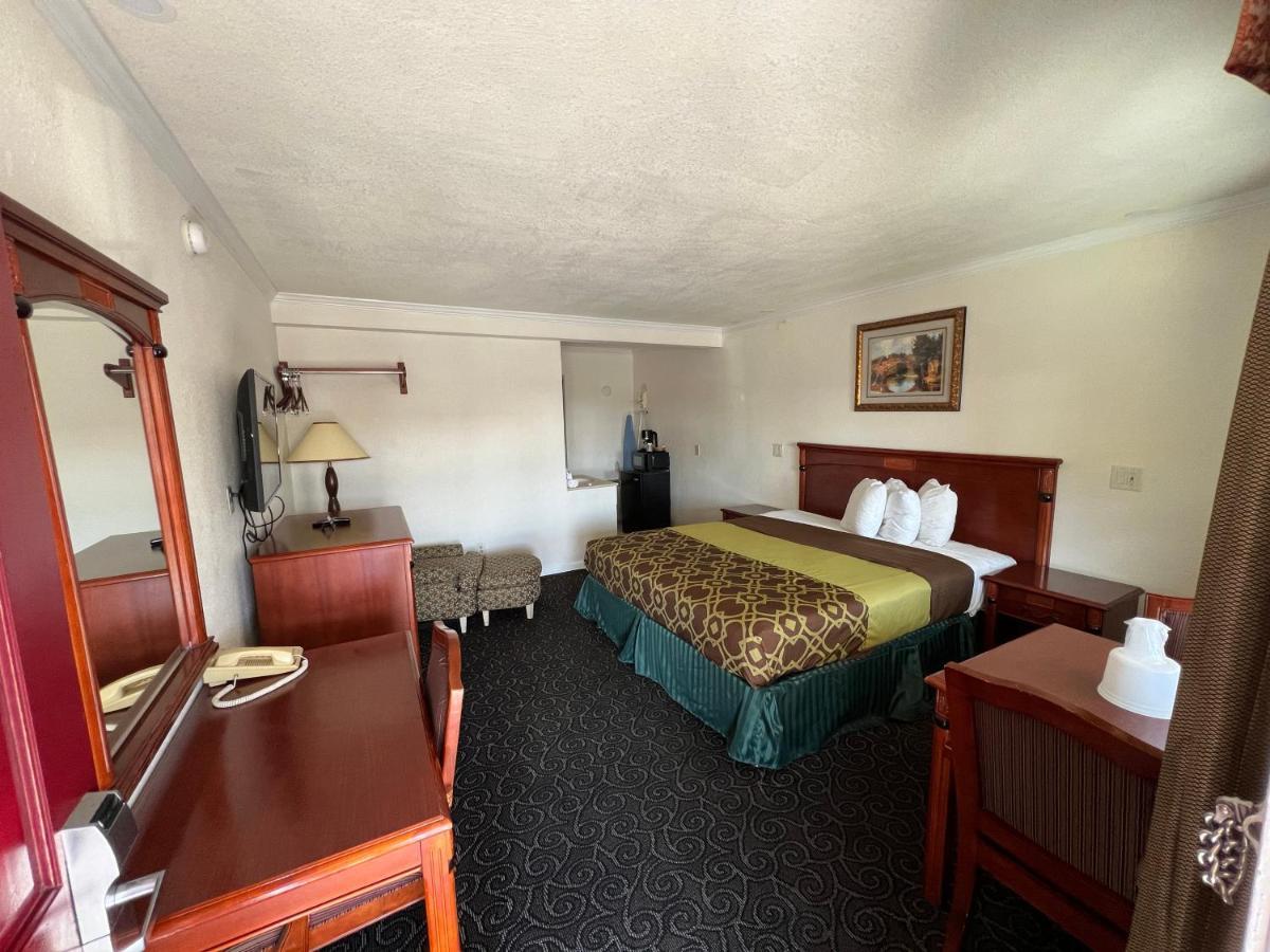 Americas Best Value Inn Hanford Zewnętrze zdjęcie