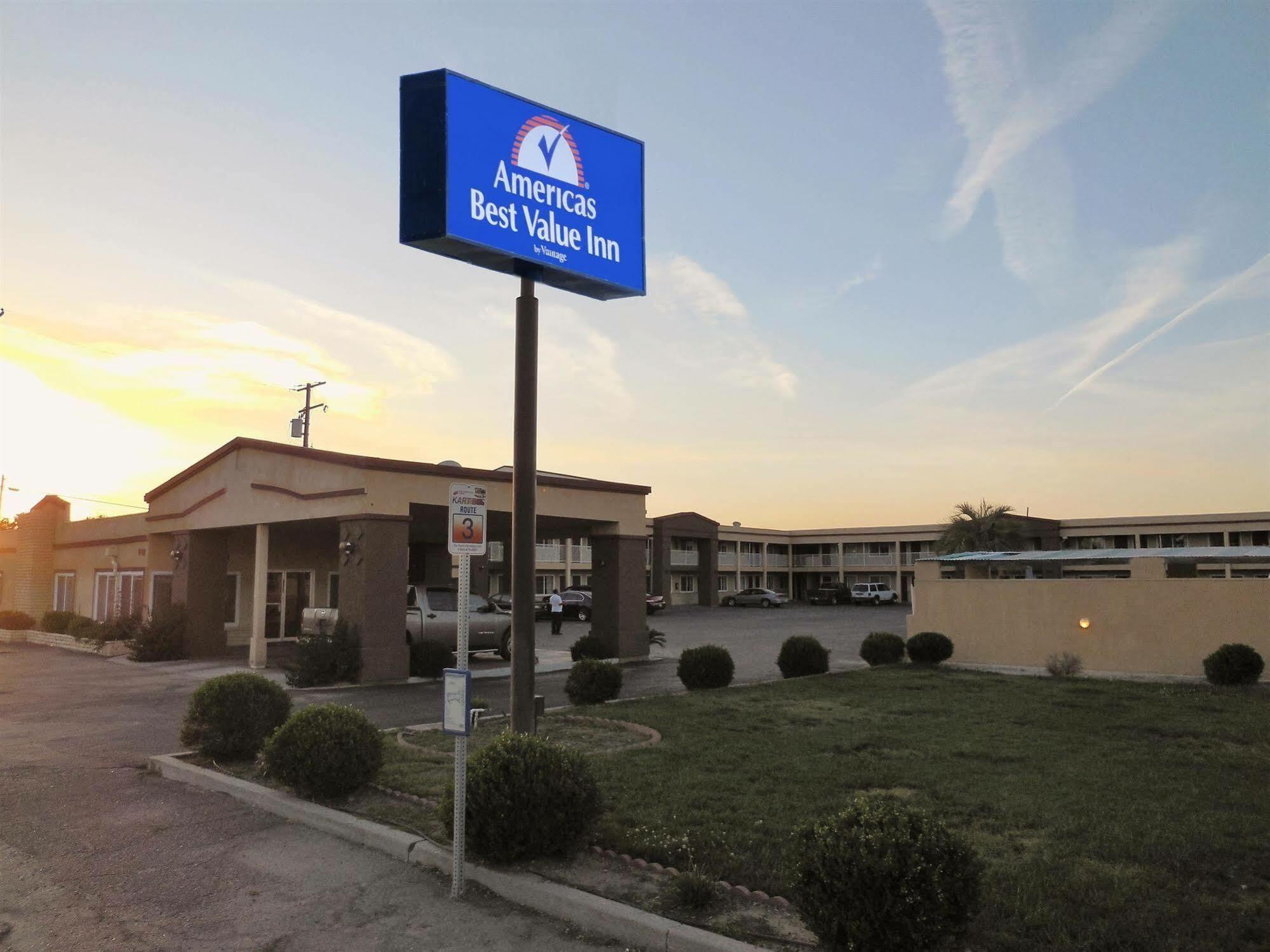 Americas Best Value Inn Hanford Zewnętrze zdjęcie